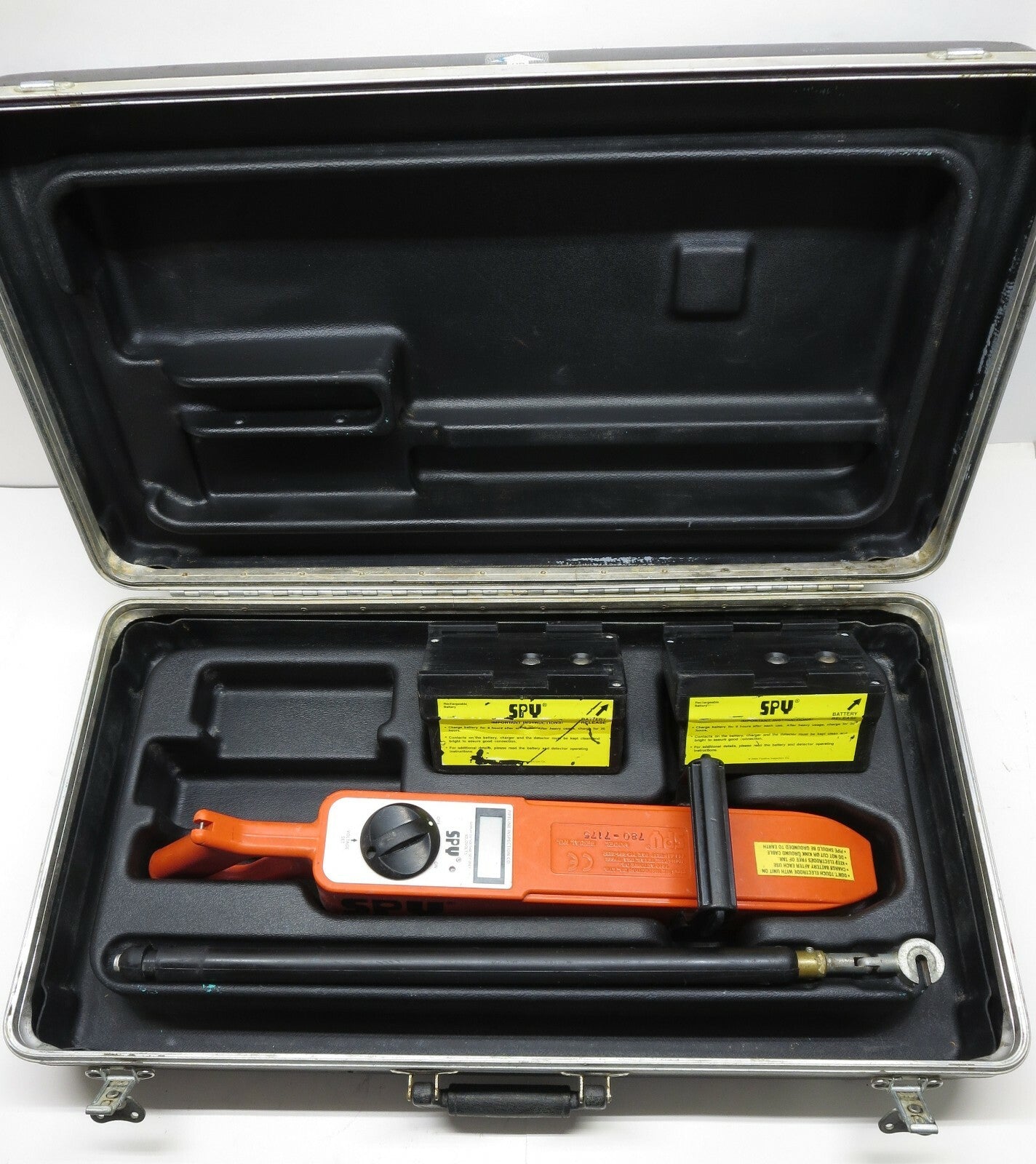 SPY 780 Portable DC Holiday Detector For Pipeline Leak Inspection 1-5 KV 