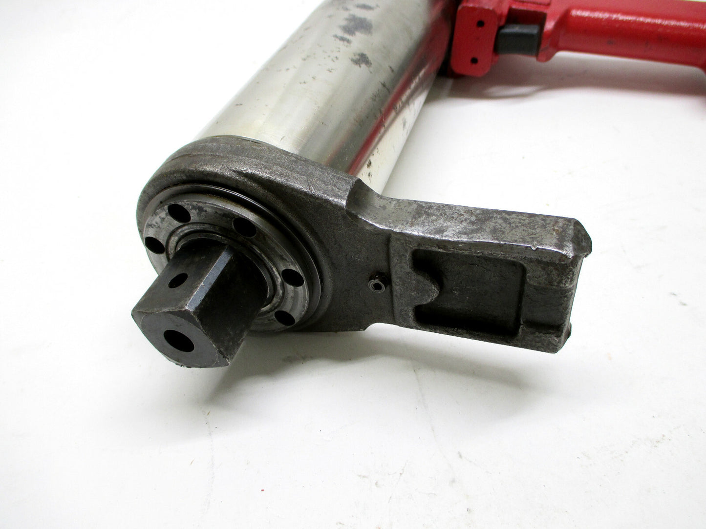 PneuTorque Norbar 77287 PT 2000 Pneumatic Torque Multiplier Nutrunner 1 IN. DR.