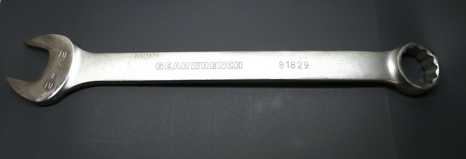 GearWrench 2-1/2" Long Pattern Combination Wrench 81829 Excellent Condition