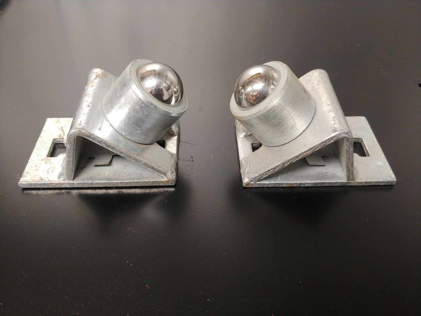 2 EA Ball Transfer Roller Head w/ Quick Change Housings Fits Sumner / B&B 783154