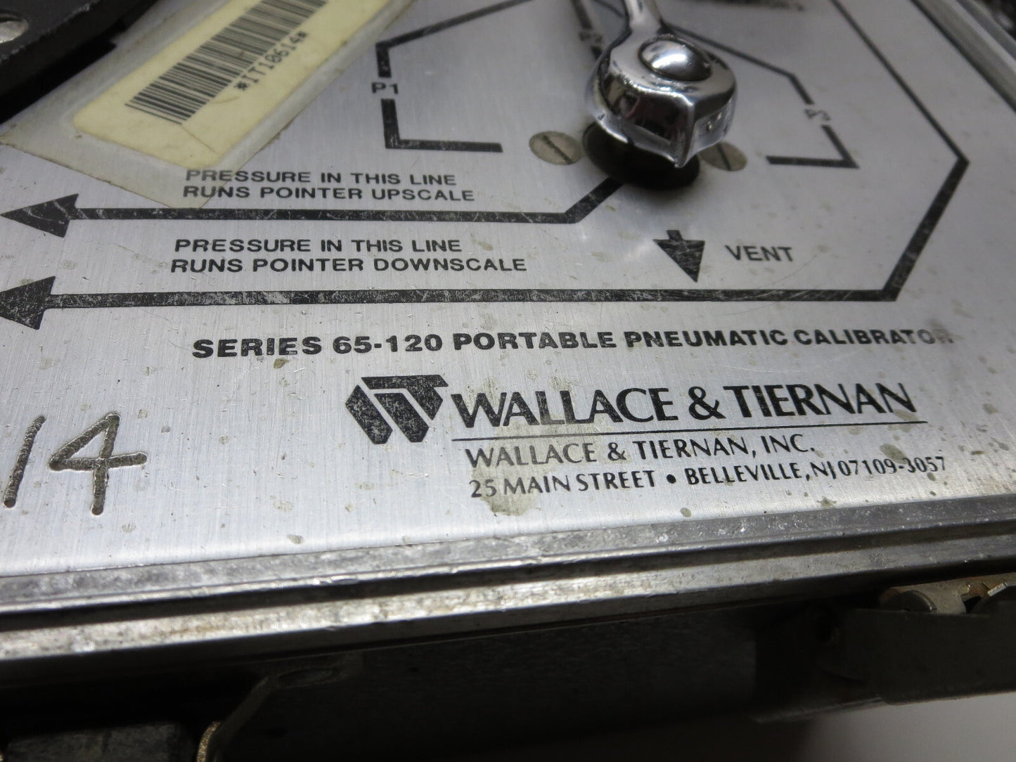 Wallace & Tiernan Series 65-120 Portable Pneumatic Calibrator w/ Prior 2011 Cal