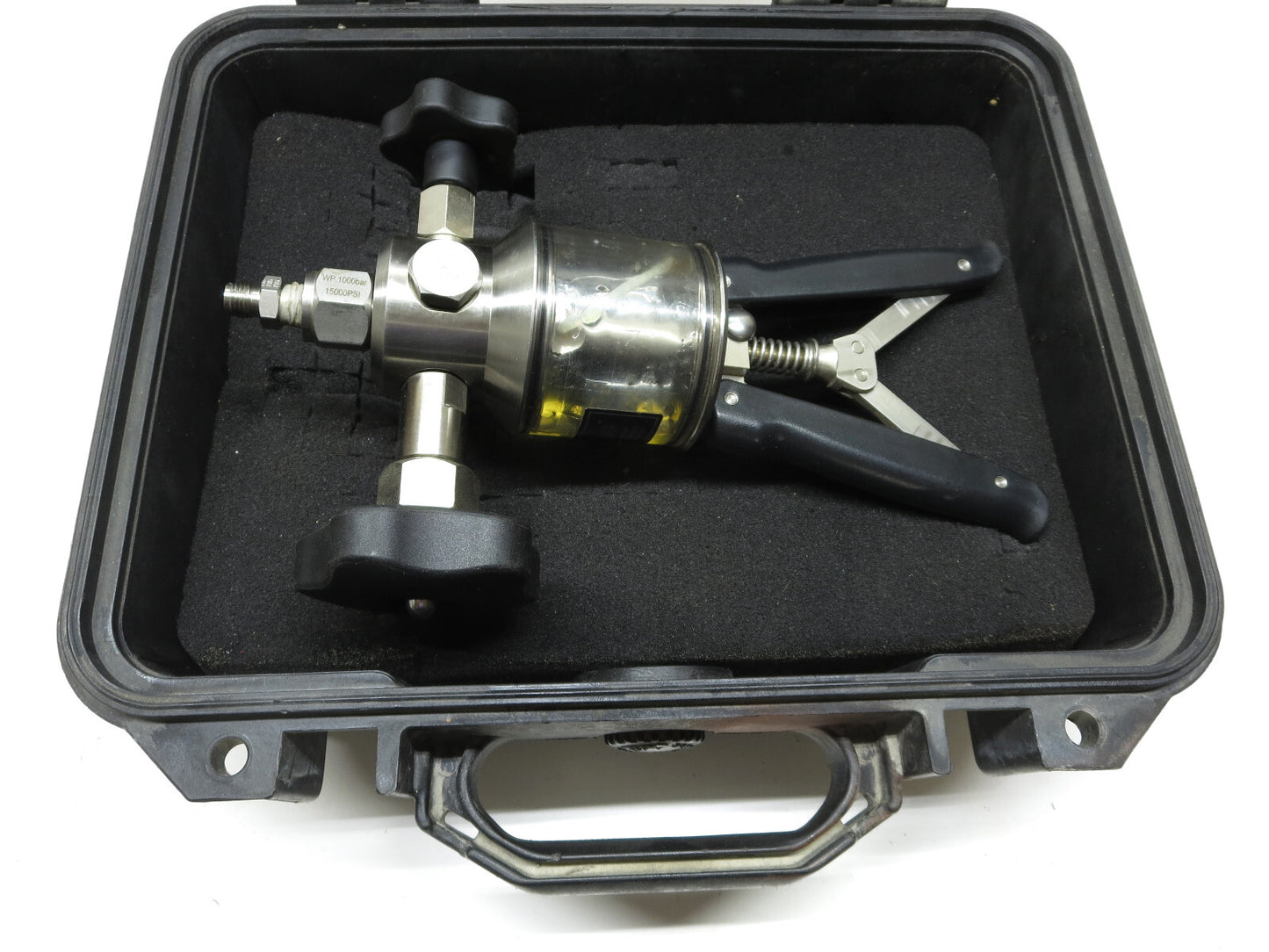 GE DRUCK PV212 Hydraulic Hand Pump  10,000 PSI w/ Pelican Case