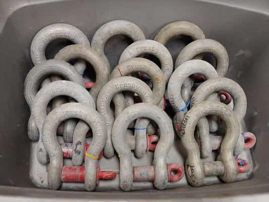 Lot of 2 Crosby 1-3/8 in. Screw Pin Anchor Shackles 13-1/2 Ton 1018598 G-209 USA