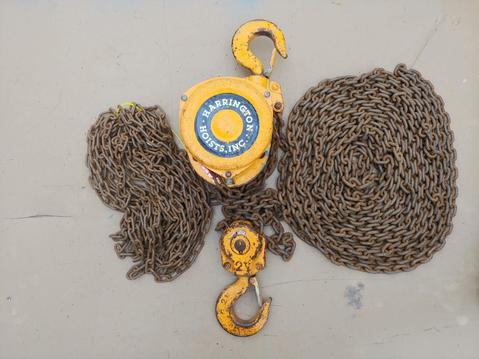 Harrington 2 Ton Chain Hoist 20 Ft Lift CF020-20 S/N F110395