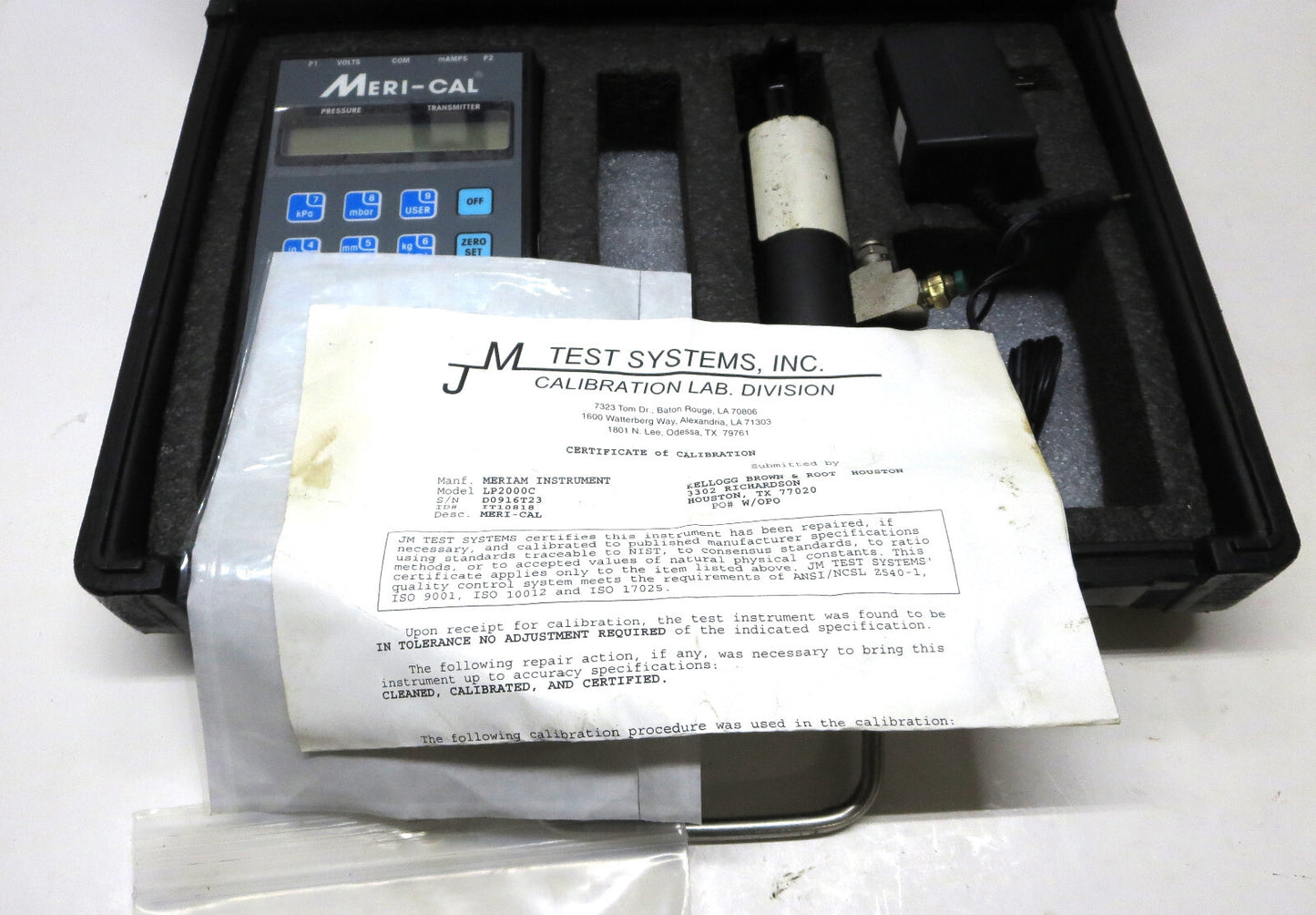 Meriam Meri Cal LP2000C Digital Manometer Calibrator w/ Accessories 0-2,000 H20