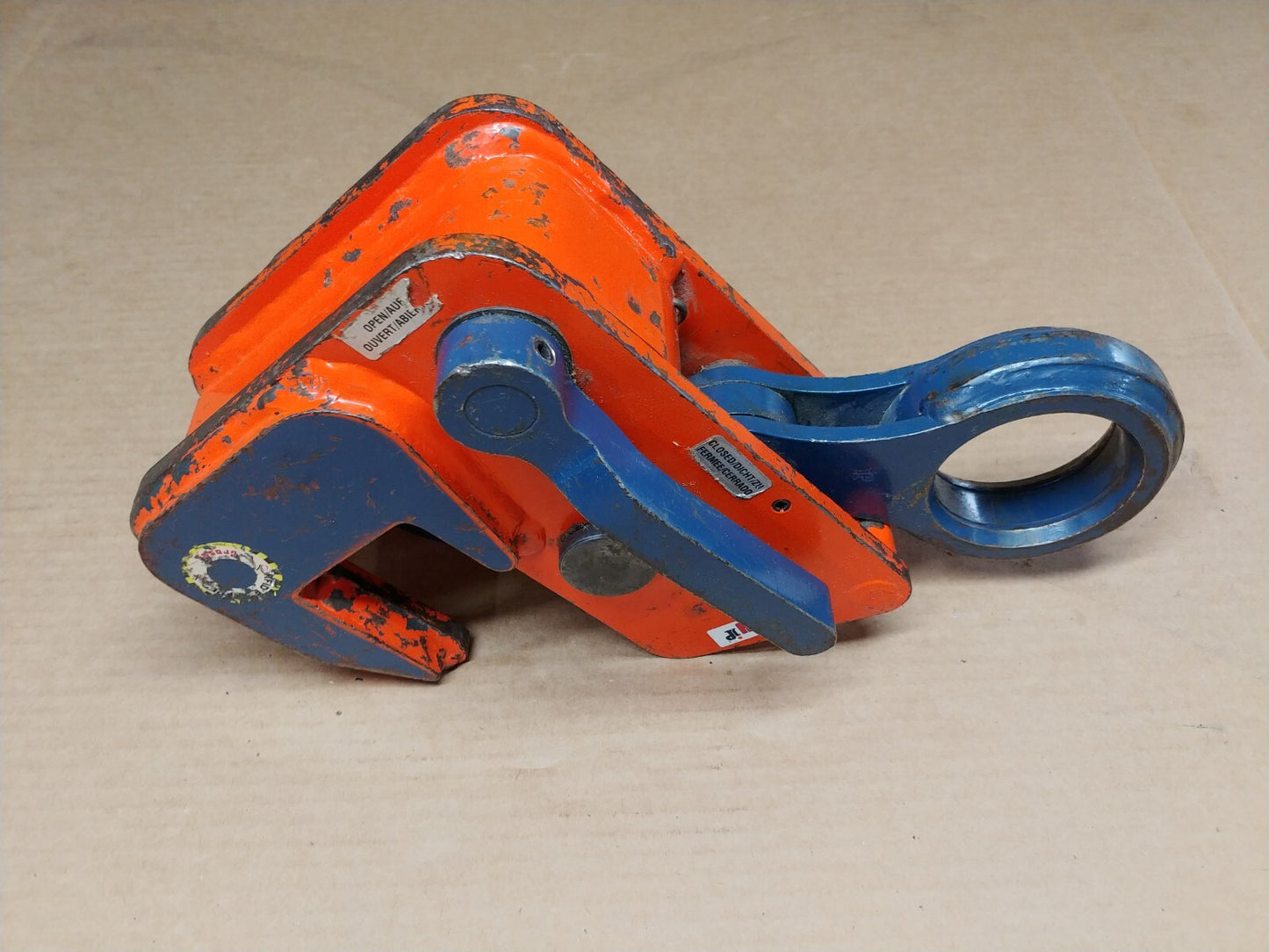 Crosby IPBHZ 3 Ton Beam Lifting Clamp  0" - 1-9/16" Capacity 2705463