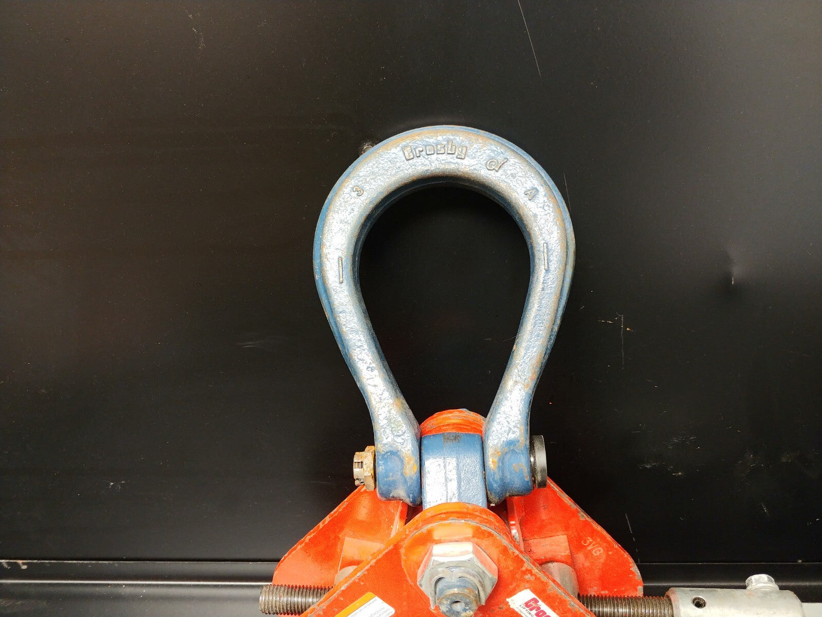 Crosby IPTKUD 3 Ton Beam Lifting Clamp  3" - 7.5" Capacity 2709993