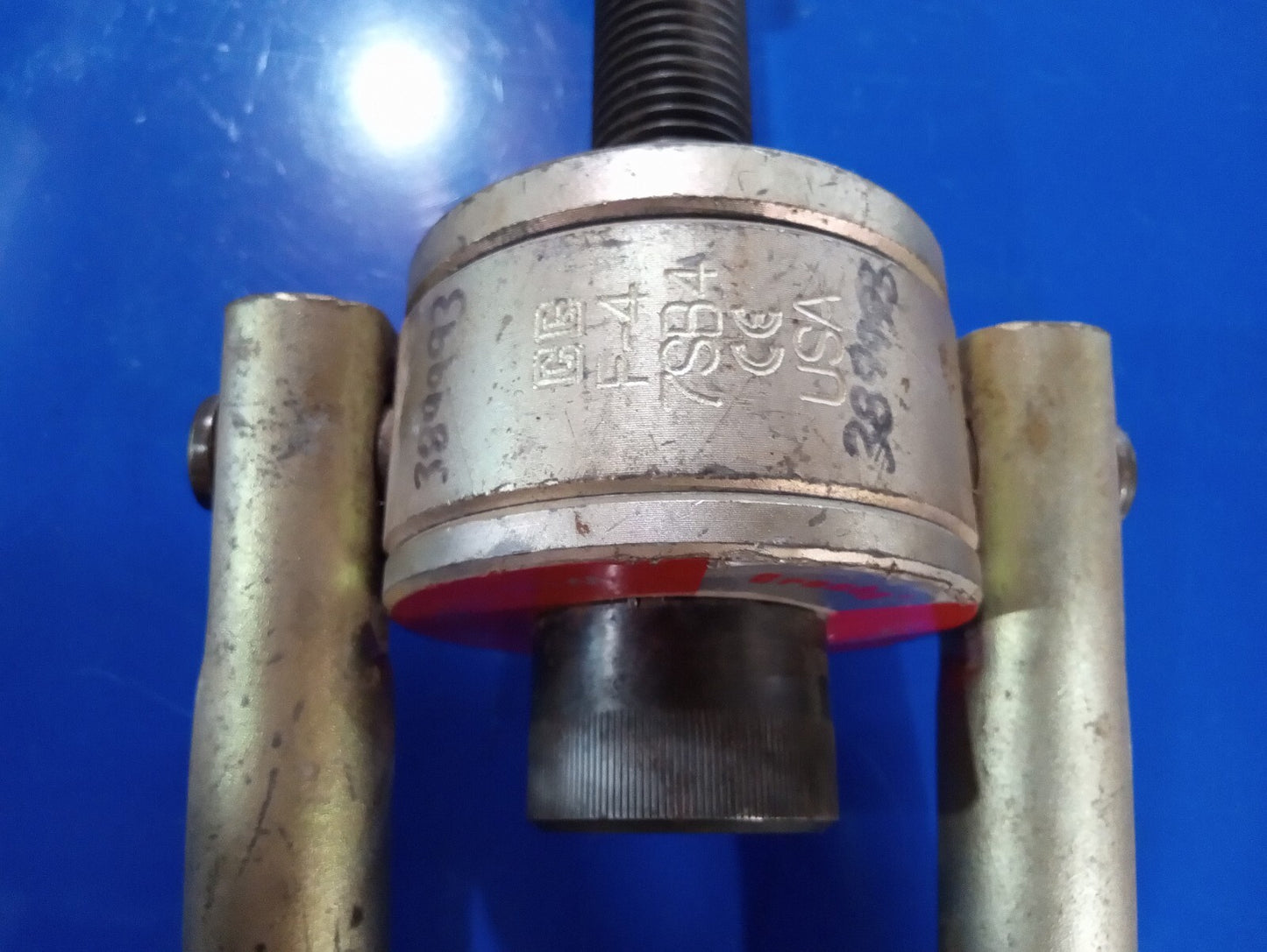 Crosby HR-125 Swivel Hoist Ring WLL 15,000 LB, 1-1/4 - 7  X 9.25", 7" Pro. W Nut