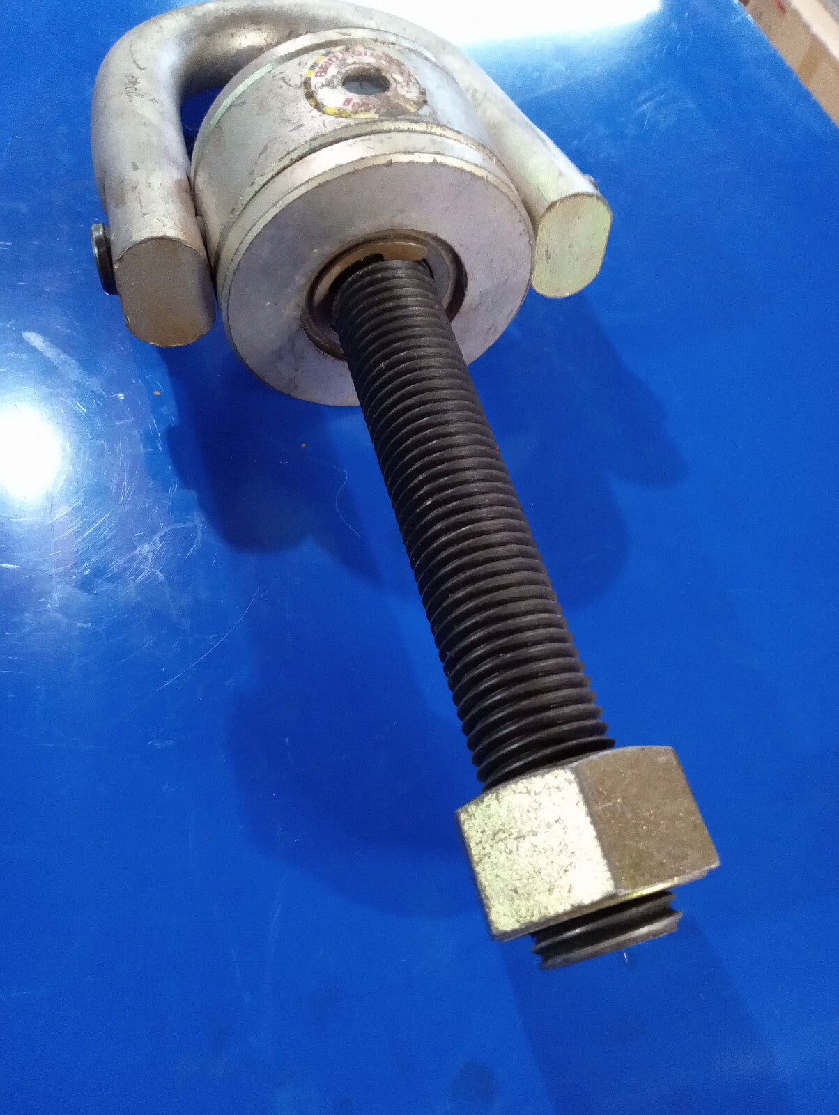Crosby HR-125 Swivel Hoist Ring WLL 15,000 LB, 1-1/4 - 7  X 9.25", 7" Pro. W Nut