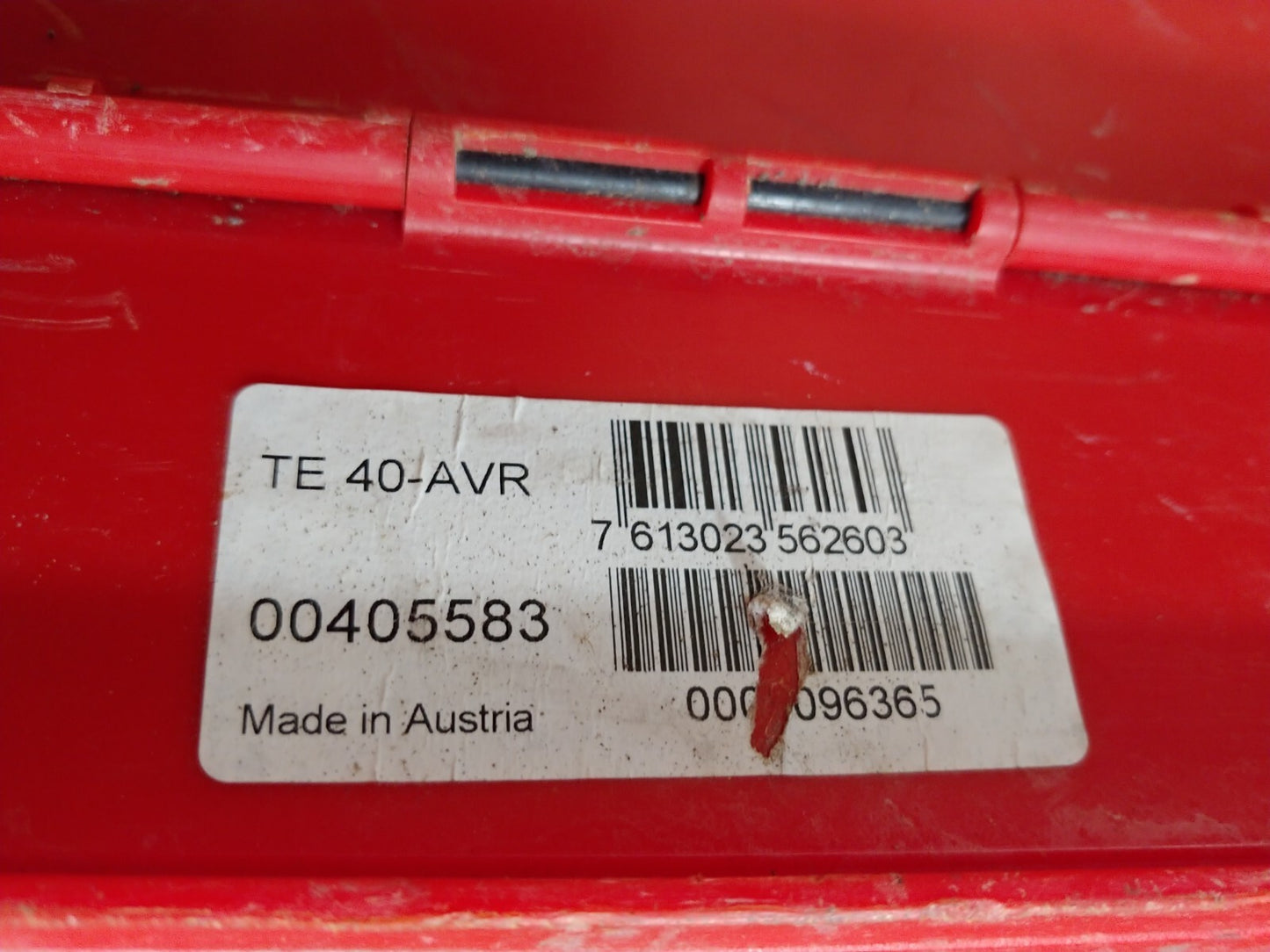 HILTI TE 40 AVR Replacement Case W/ Grease Very Good Condition.