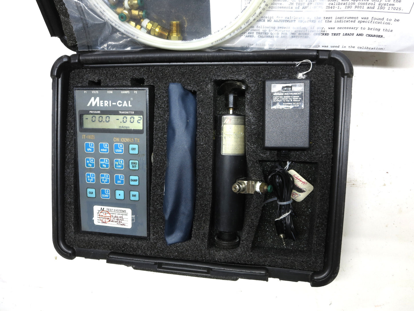 Meriam Meri Cal LP2000C Digital Manometer Calibrator w/ B-34686 Pump, Leads Set