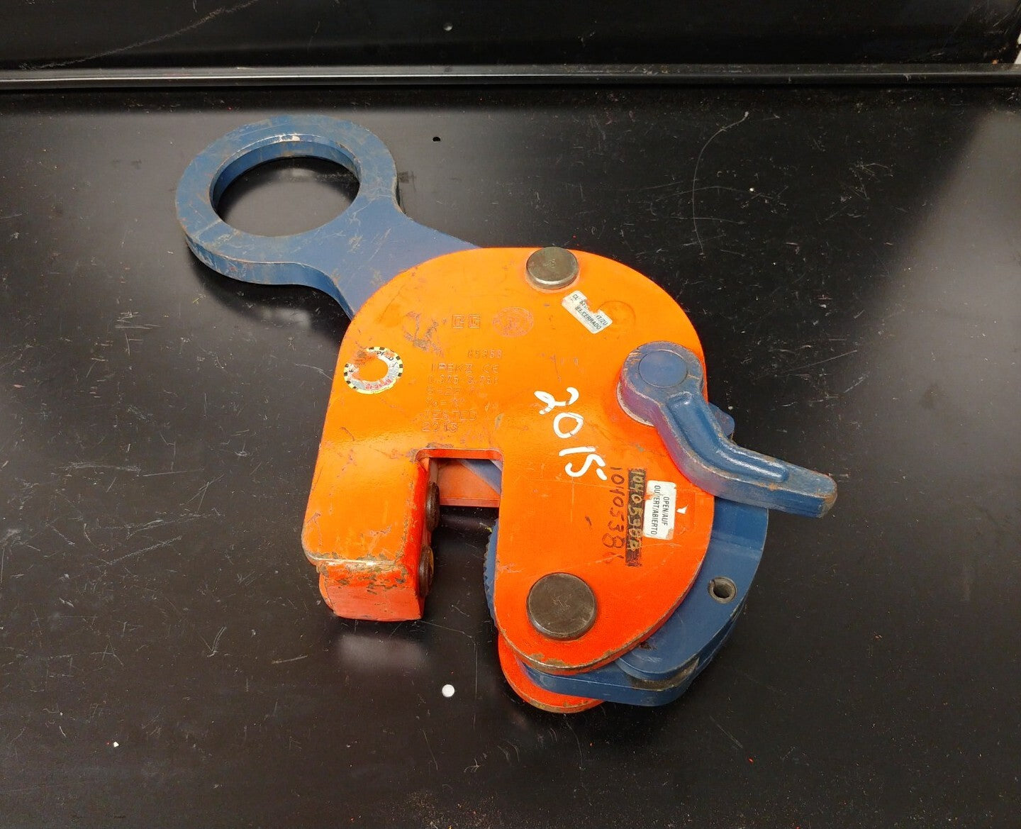 Crosby IP H-Beam Lifting Clamp 2705782 IPBKZ-3.75 Size 3/16" - 1" Capacity 3.75t