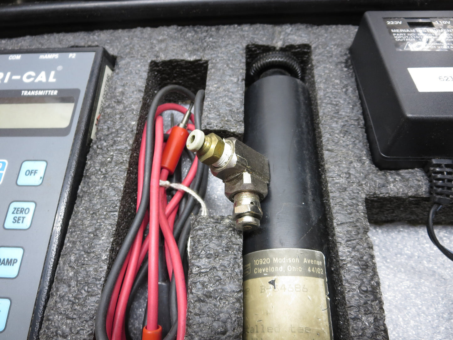 Meriam Meri-Cal DP200i Digital Manometer Calibrator Set w/ Handpump