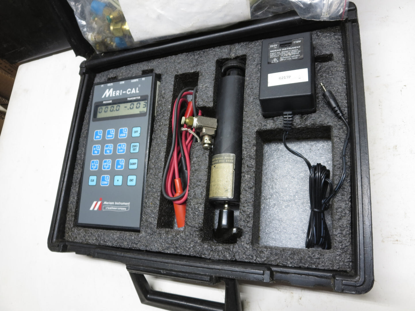 Meriam Meri-Cal DP200i Digital Manometer Calibrator Set w/ Handpump