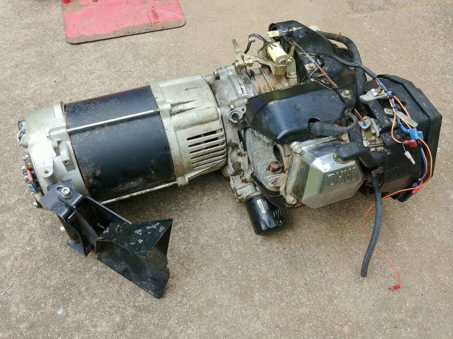 Generac 0K5238 OHVI Engine 407 CC from XP6500E Generator W Alternator (Parts)