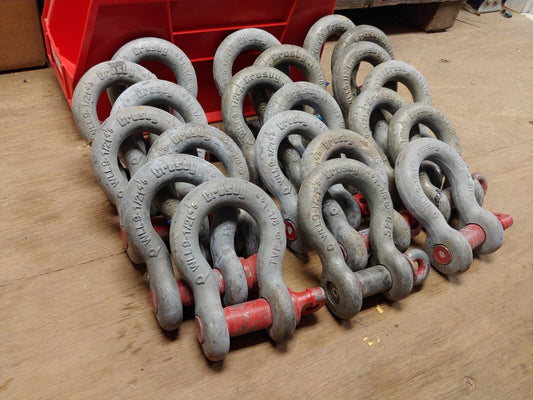 Lot of 4 ea. Crosby 1-1/8 Screw Pin Anchor Shackles 9-1/2 Ton 1018552 G-209 USA