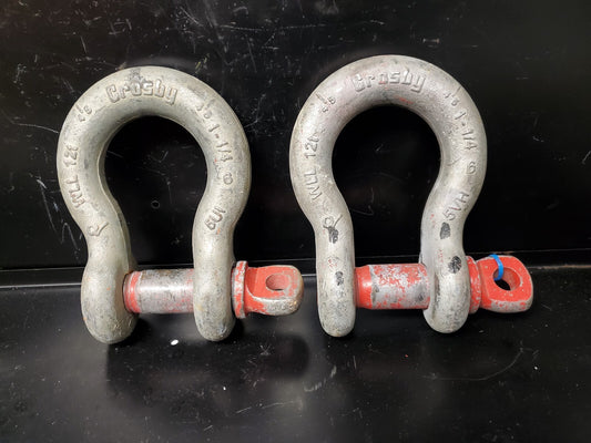 Lot of 2x Crosby 1-1/4 in. Screw Pin Anchor Shackle 12 Ton 1018570 G-209