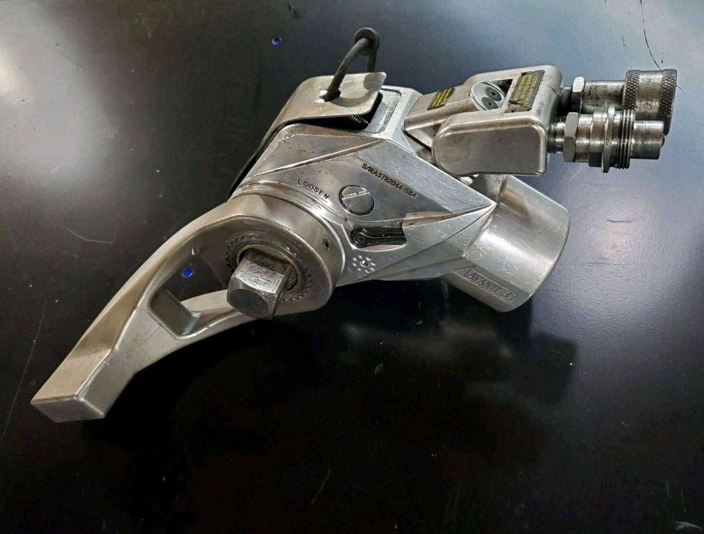 HYTORC HY-AVANTI 3 Hydraulic Torque Wrench 1 in. Drive Torque Tested