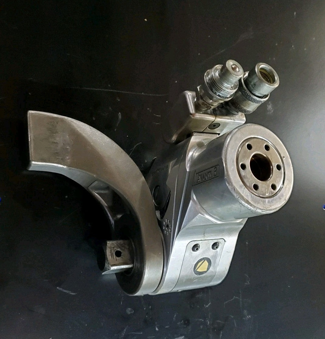 HYTORC HY-AVANTI 3 Hydraulic Torque Wrench 1 in. Drive Torque Tested