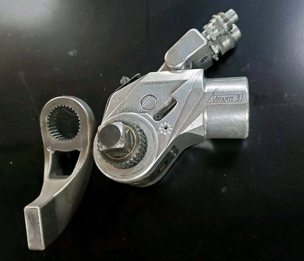 HYTORC HY-AVANTI 3 Hydraulic Torque Wrench 1 in. Drive Torque Tested