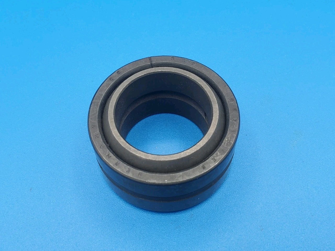 GEZ104ES SKF GERMANY RADIAL SPHERICAL PLAIN BEARING 1 1/4" x 2" x 15/16"