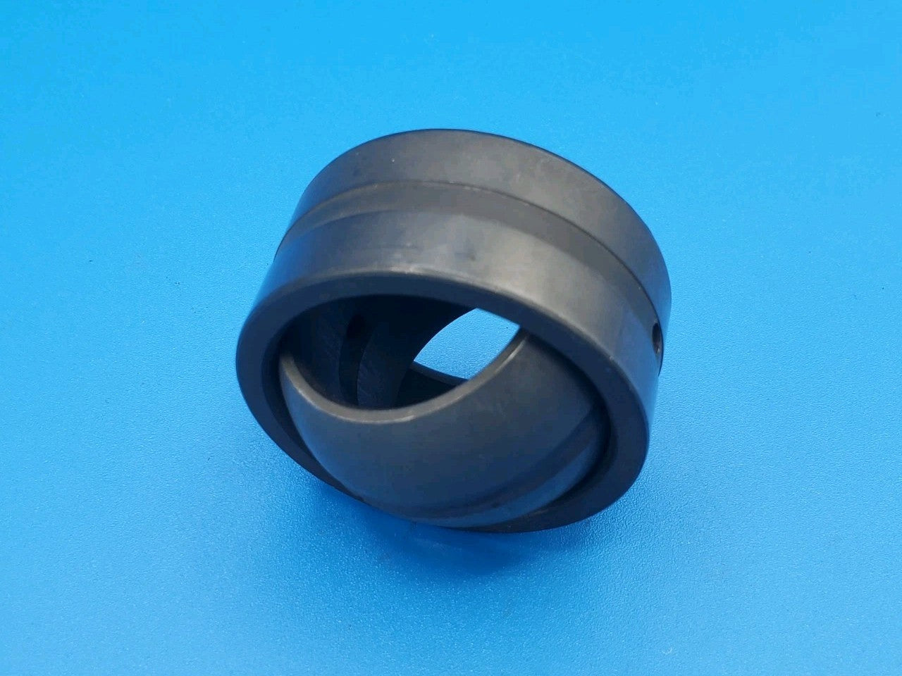 GEZ104ES SKF GERMANY RADIAL SPHERICAL PLAIN BEARING 1 1/4" x 2" x 15/16"