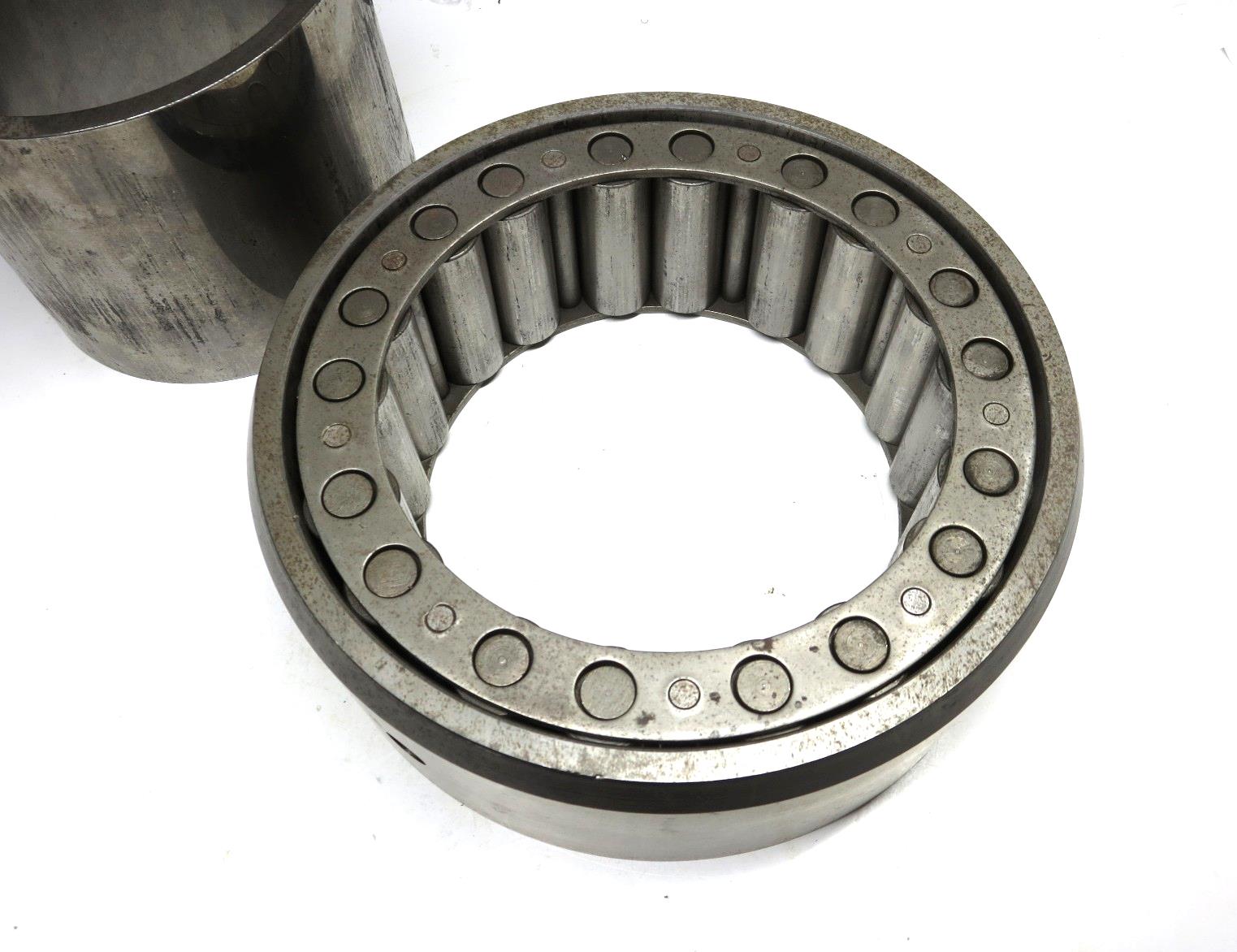 Rollway USA T230 Large Cylindrical Roller Bearing T230-6 NOS