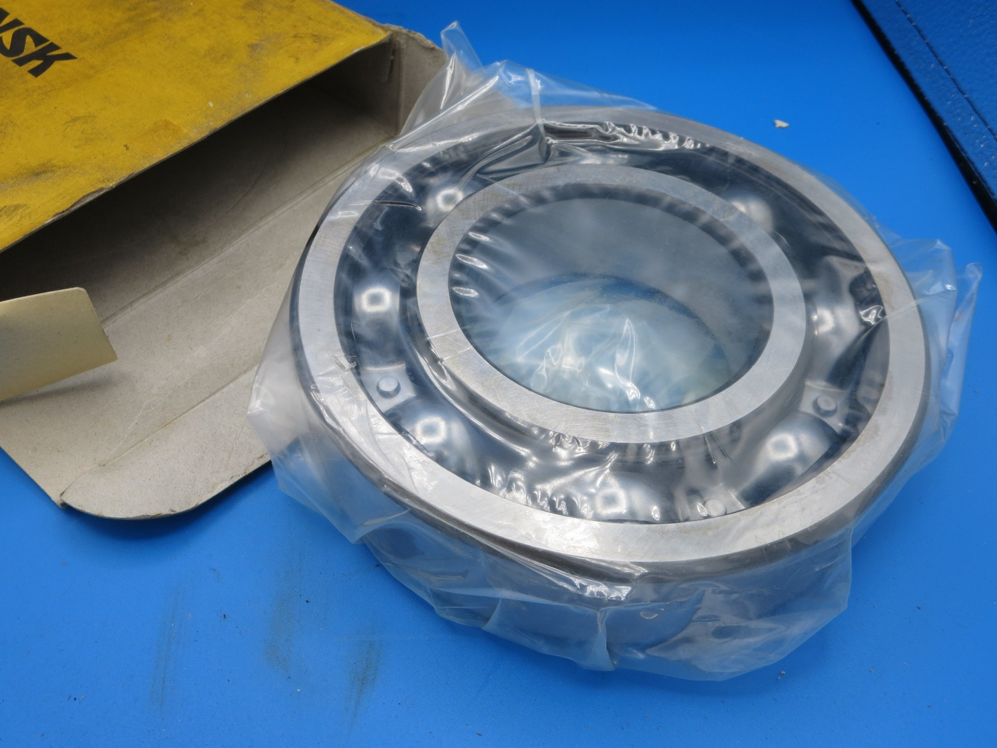 NSK 6317ZCM Bearing New in Box 6317-Z CM Single Shield Tokyo Japan