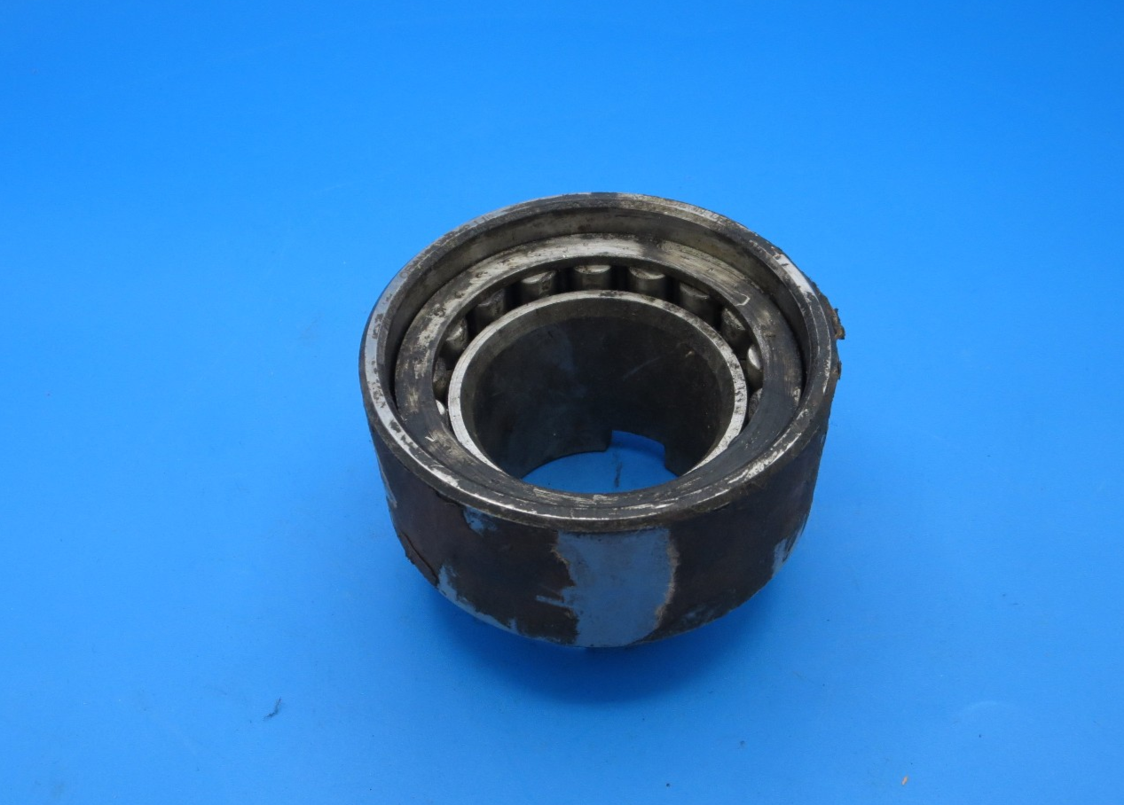 ORANGE W211 Bearing Assembly w/ Inner & Outer Sleeve NOS W-211 USA