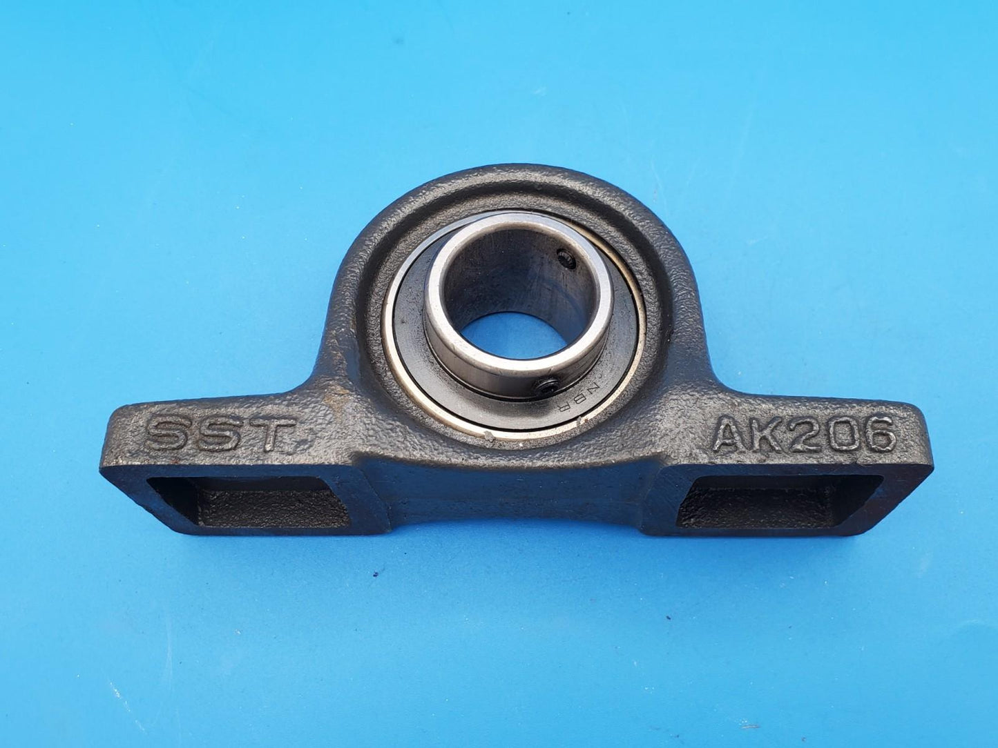 NBR JAPAN Mounted Bearing UC206-18 1-1/4" W/ AK206 SST Pillow Block Housing NOS