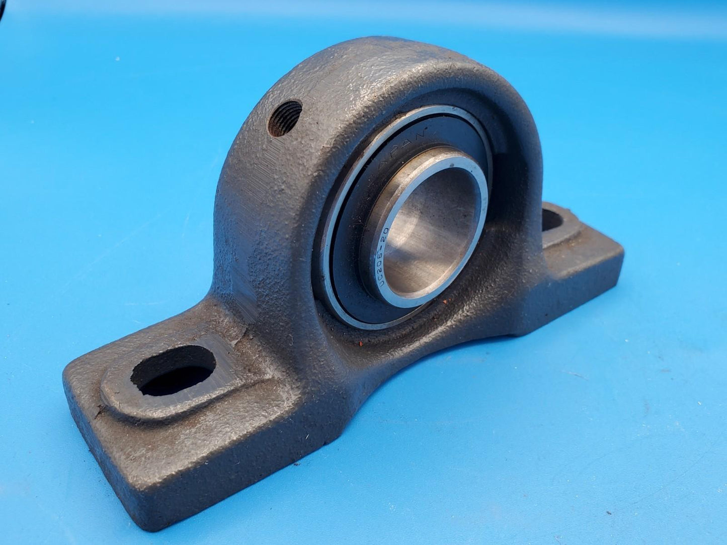 NBR JAPAN Mounted Bearing UC206-18 1-1/4" W/ AK206 SST Pillow Block Housing NOS