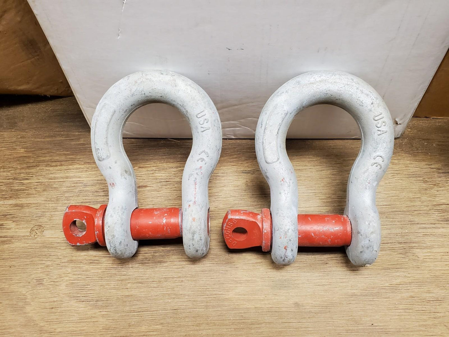 LOT OF 2 Crosby 1-1/8 in. Screw Pin Anchor Shackle 9-1/2 Ton 1018552 G-209 USA