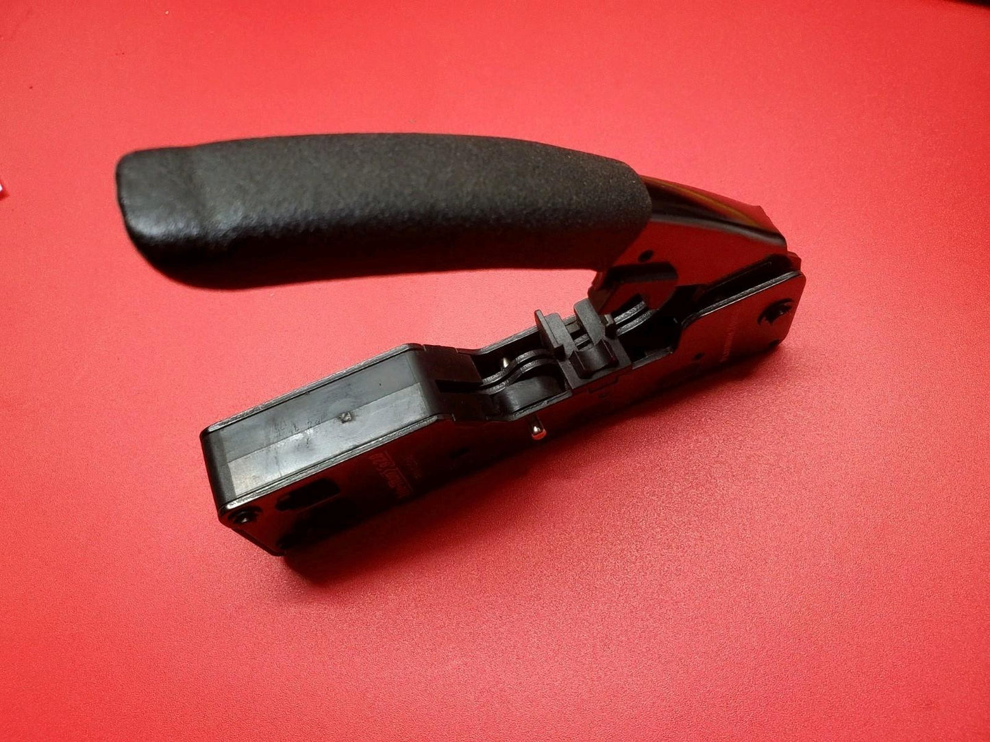 Platinum Tools 12516 Tele-Titan Xg 2.0 Crimp Tool Excellent Condition