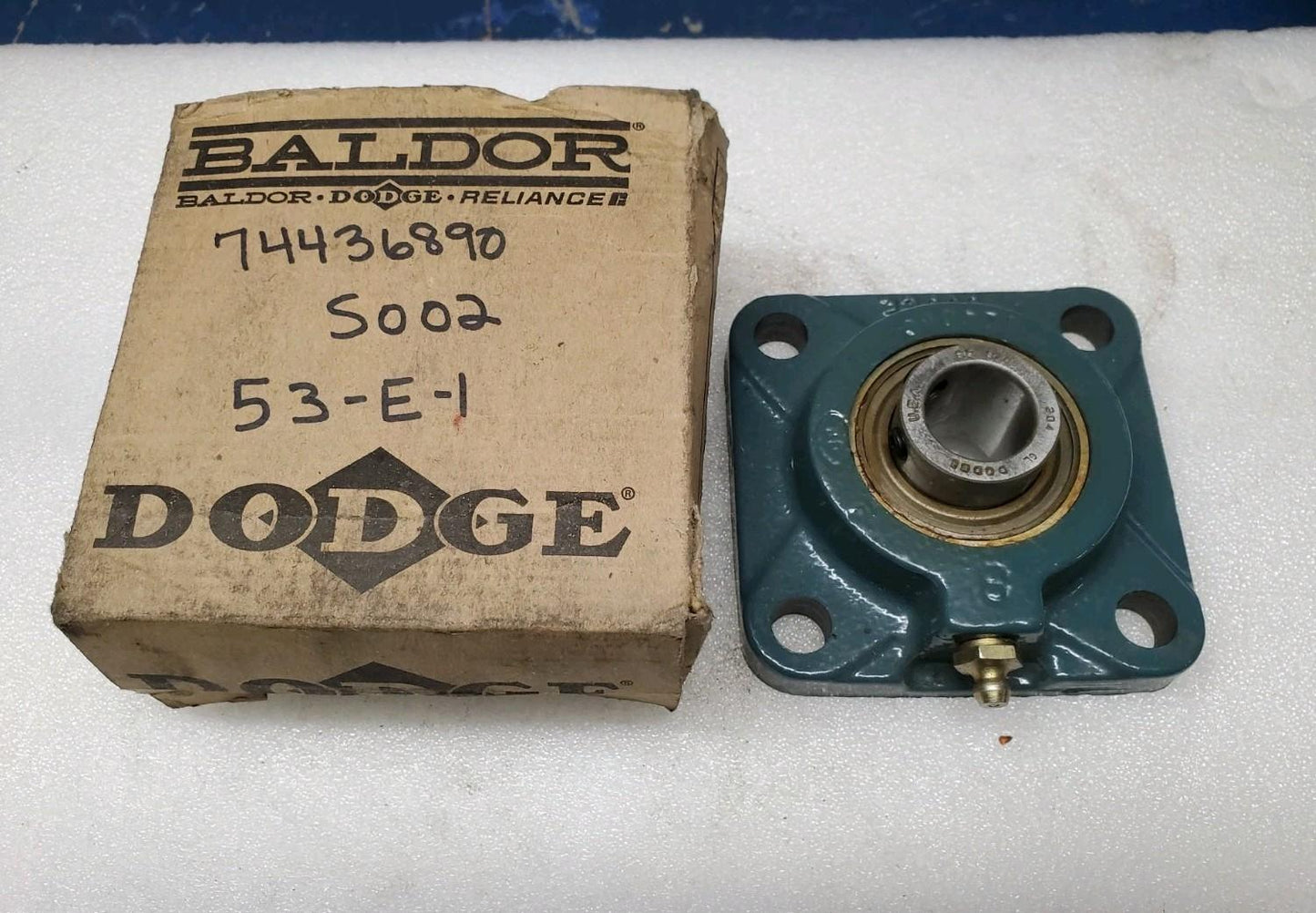 Dodge 124100 Bearing Flange Mount 3/4" Bore NOS USA