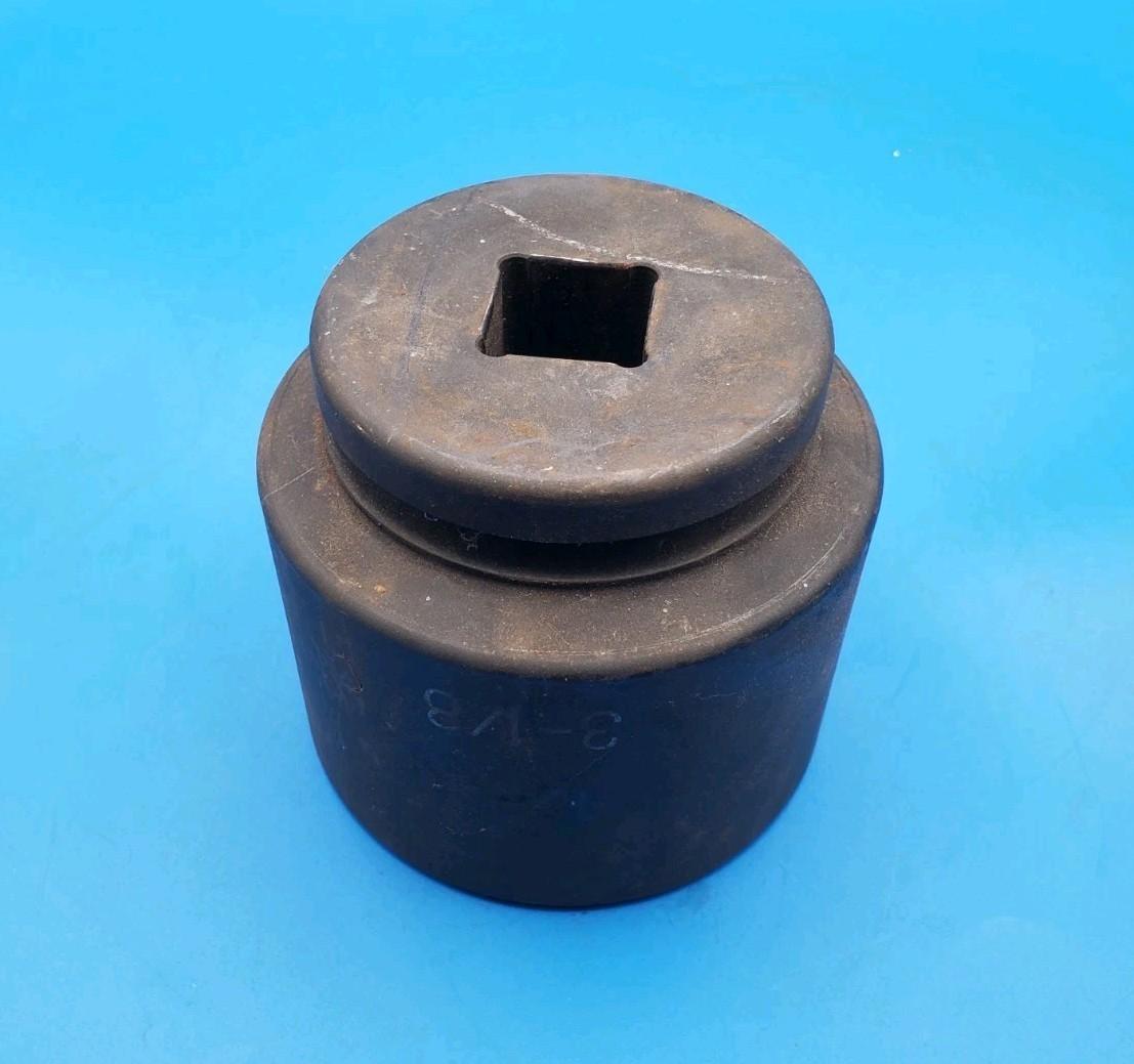 Grey Pneumatic 4300R 1" Drive 3-1/8" 12-Point Standard Impact Socket EXC. Cond.