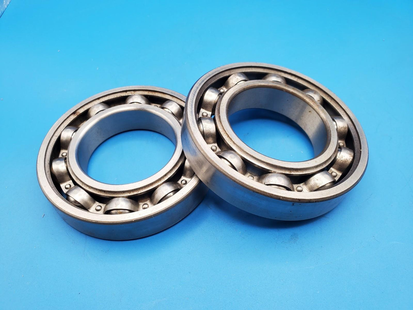 LOT OF 2 PCS 6213 Bearings NOS