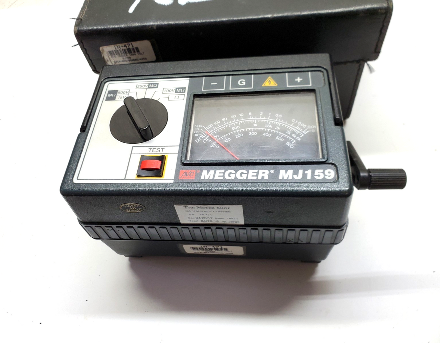 MEGGER MJ159 Insulation Tester w/ Case (Crank Won't Move Needle)