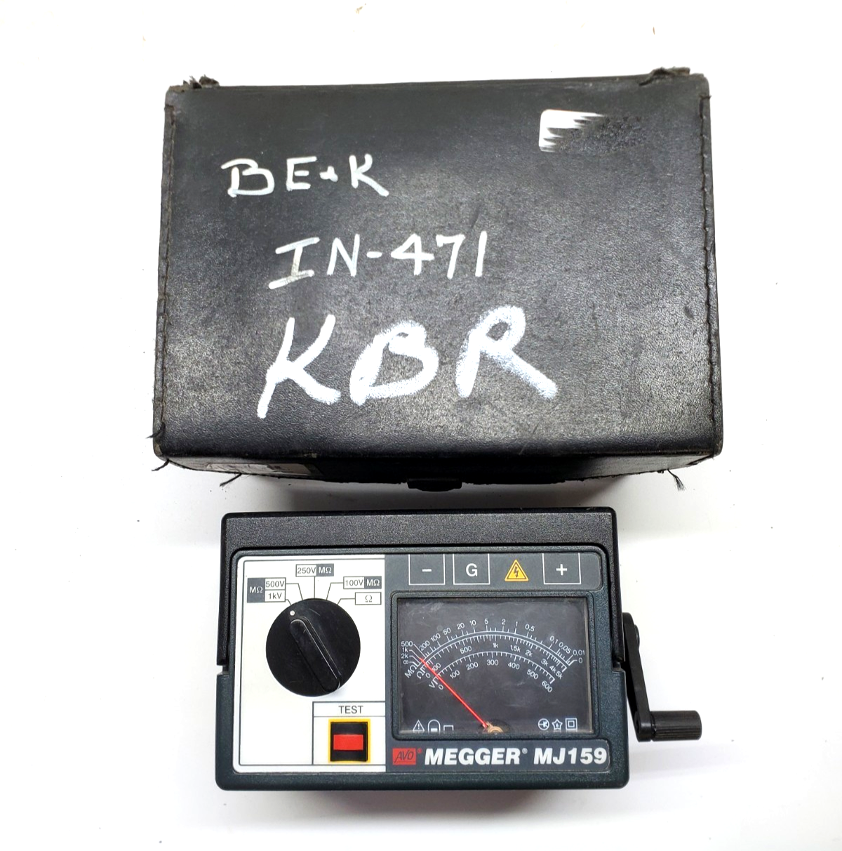 MEGGER MJ159 Insulation Tester w/ Case (Crank Won't Move Needle)