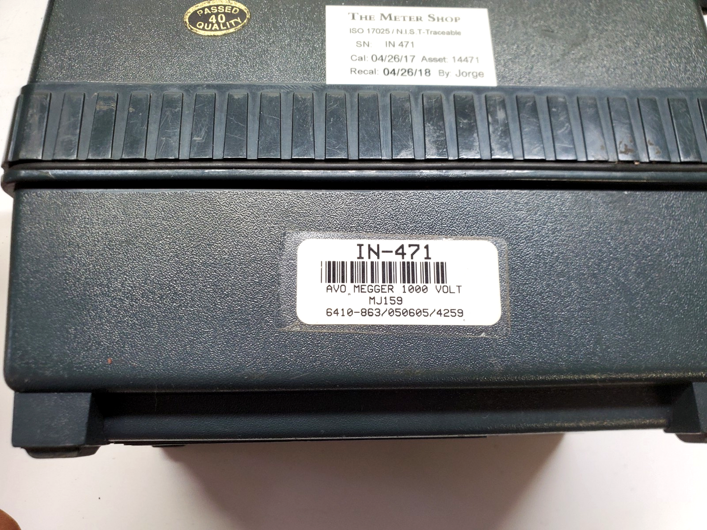 MEGGER MJ159 Insulation Tester w/ Case (Crank Won't Move Needle)