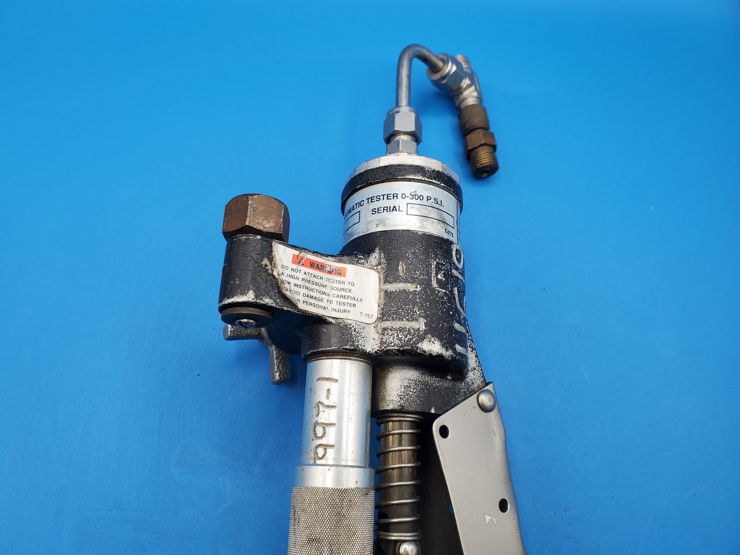 AMETEK T-740 PNEUMATIC HAND PUMP 0 - 300 PSI