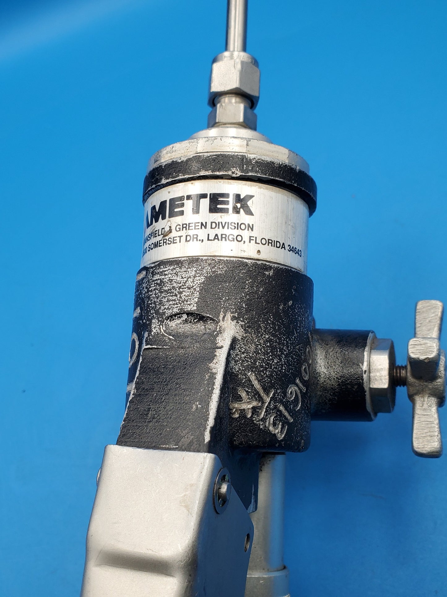 AMETEK T-740 PNEUMATIC HAND PUMP 0 - 300 PSI