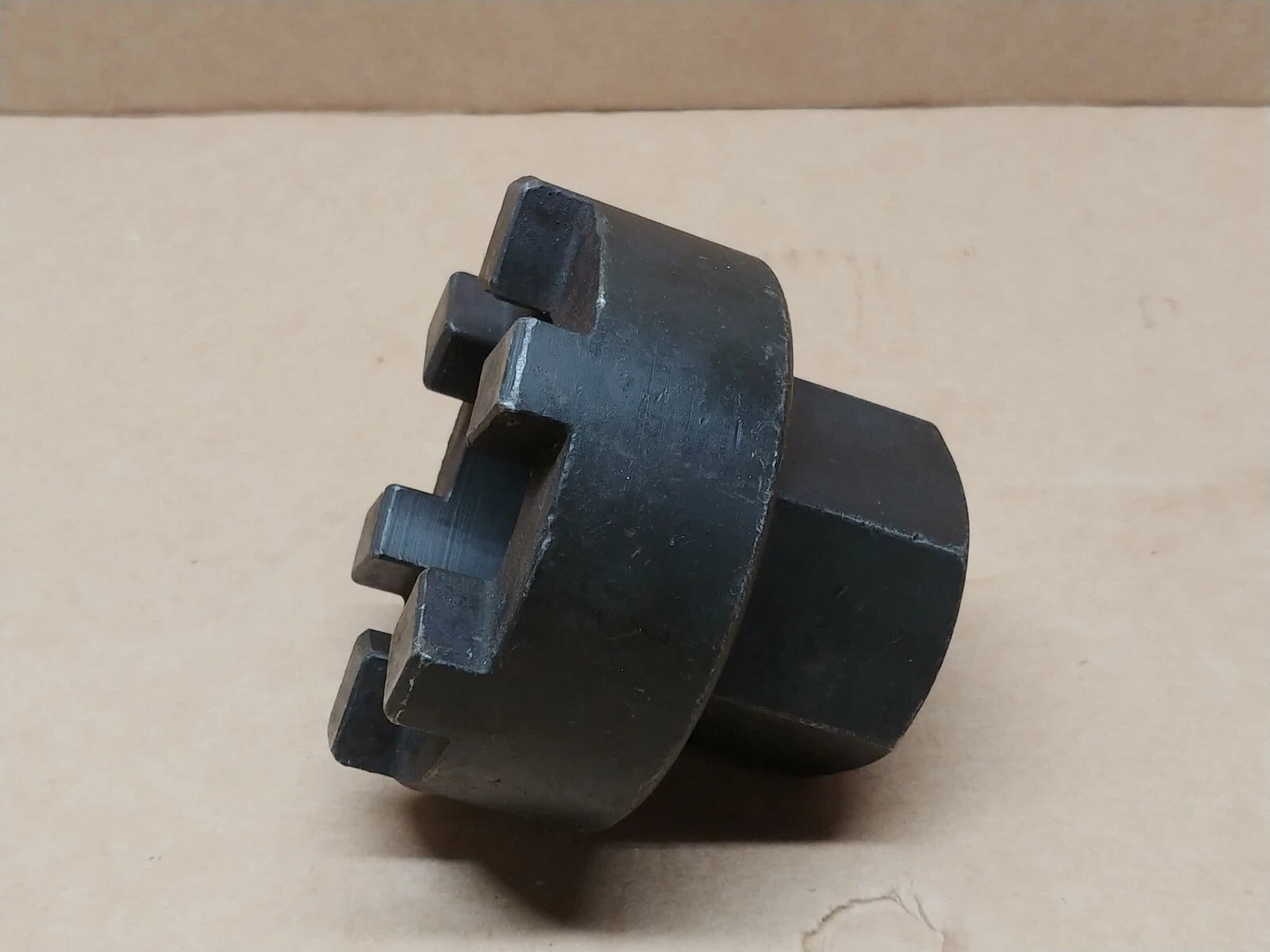 Castellated Standard Bolt Thru Socket 10 - 2-1/4 N6600-10-2-1/4