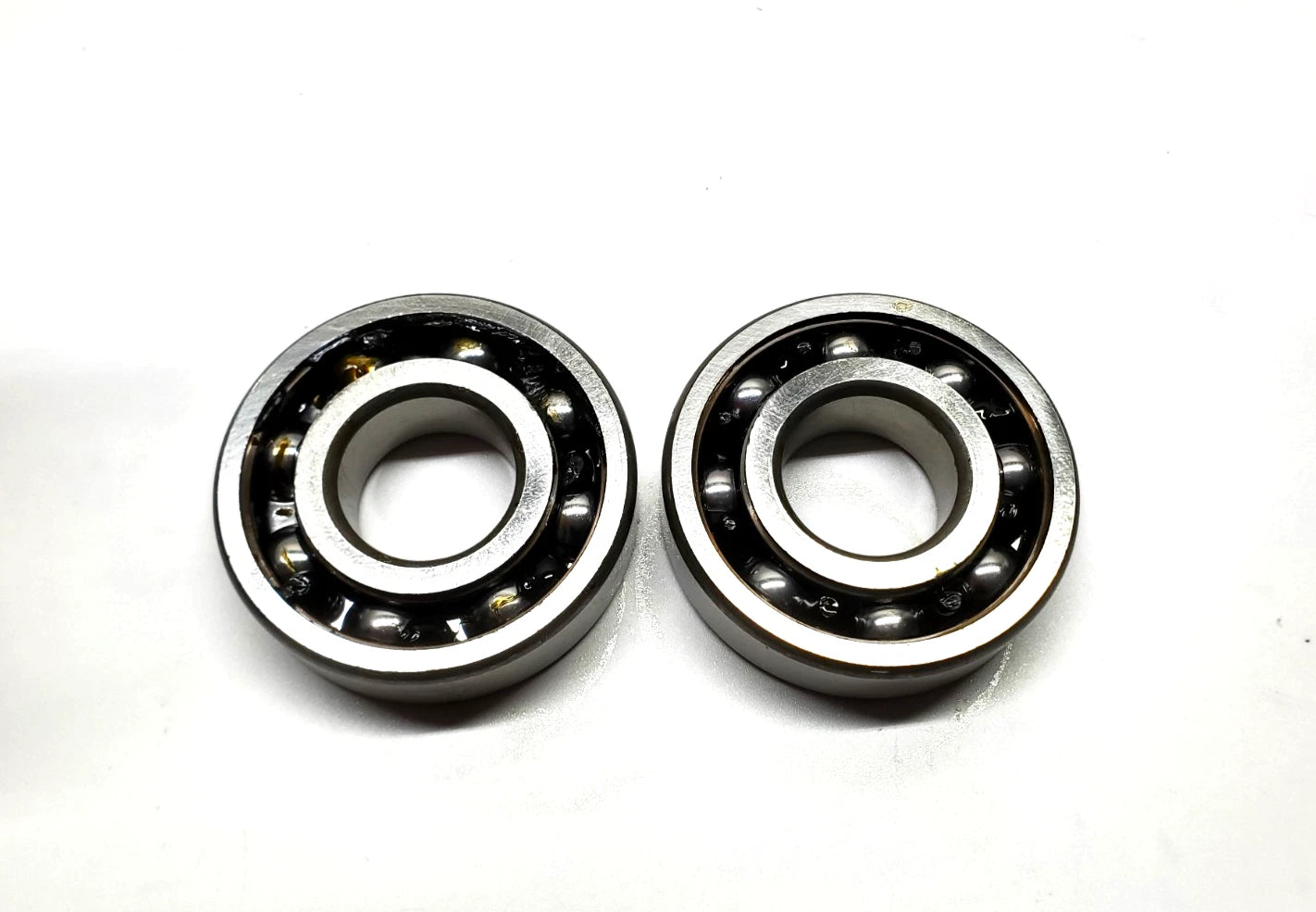 LOT 2 PCS NTN 6306 Bearing 6306LU Made in Japan