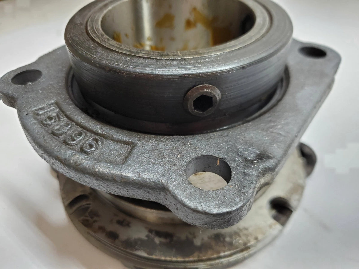 Shafer Flanged Double Cone Bearing Assembly W/ Lock Collar &amp; Shims 43221 NOS