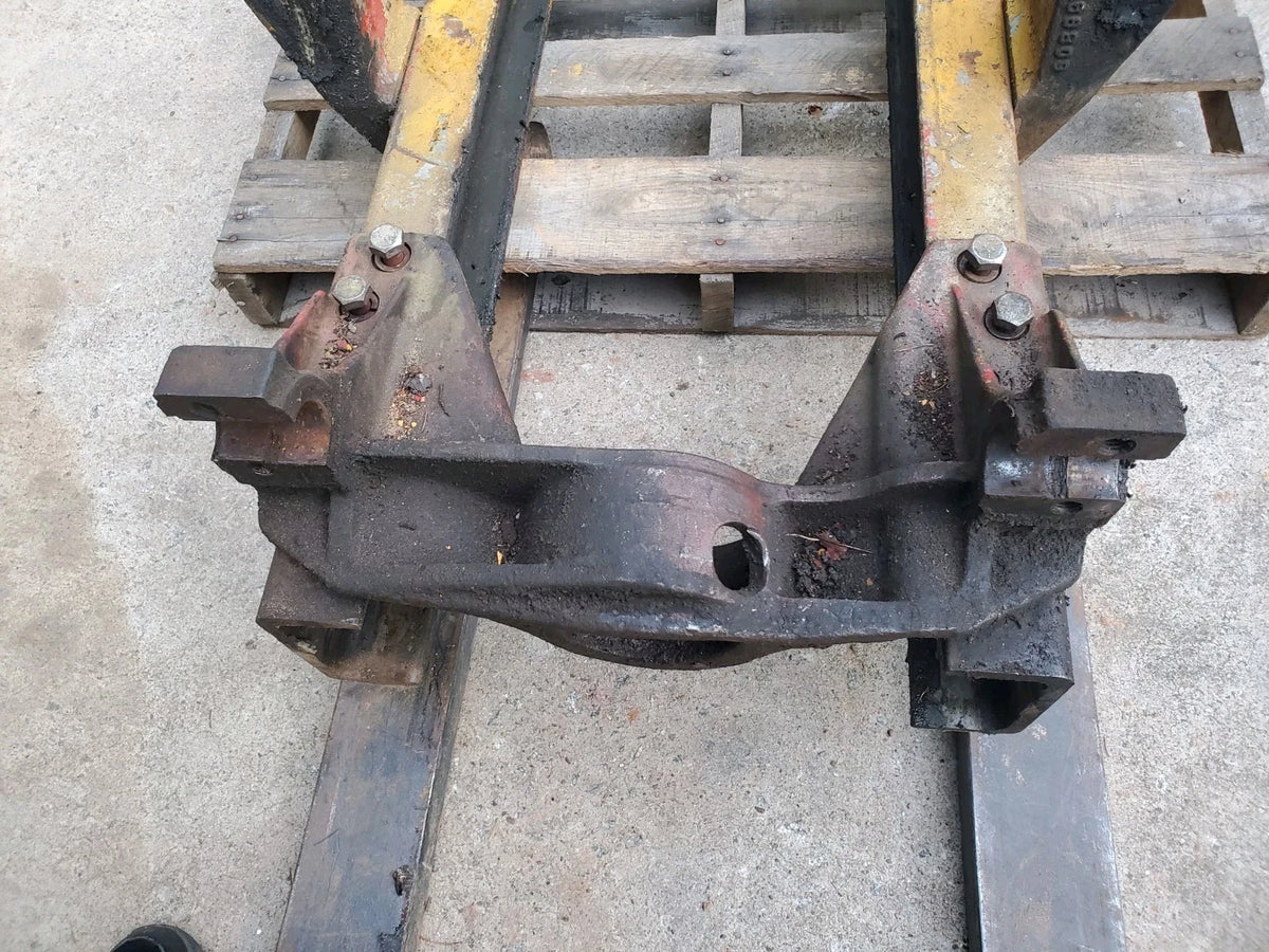 Clark Carloader Model 4024 Fork Lift Upright Outer Mast Assembly
