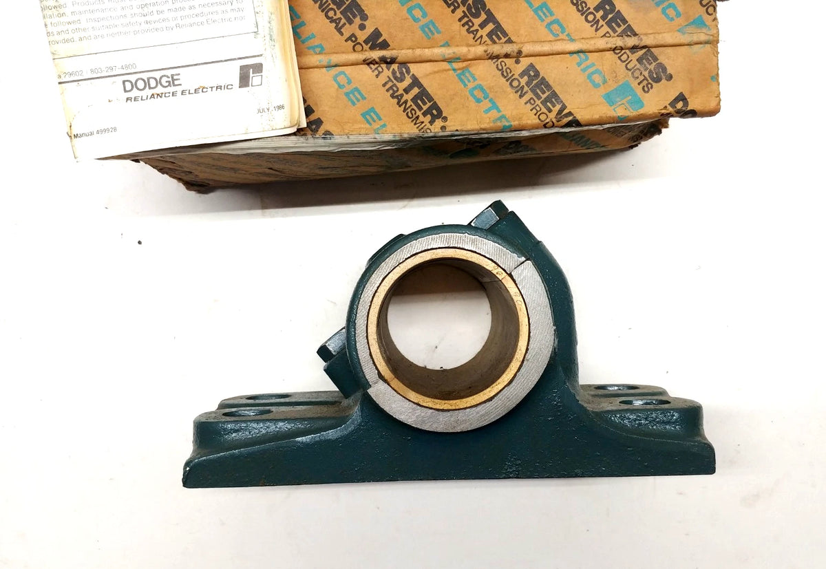 Dodge 2-11/16 in. Angle BRZ BSH Bearing Pillow Block P4B-BZA-211 p/n 231081 NOS