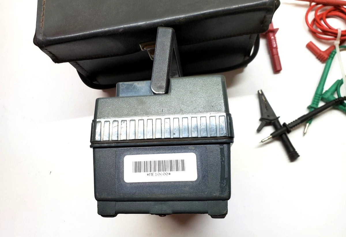 MEGGER MJ459 Insulation Tester w/ Case, Leads 212459 Battery Operated