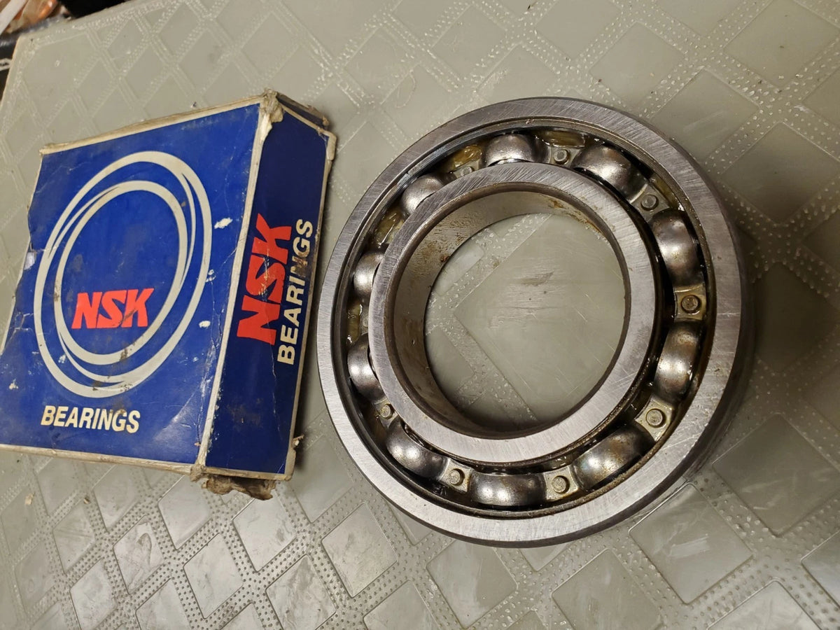 NSK 6213RCE Bearing 6213R JAPAN NOS