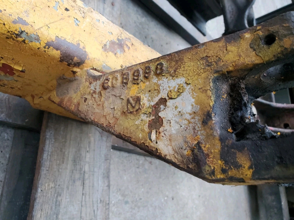Clark Carloader Model 4024 Fork Lift Upright Outer Mast Assembly