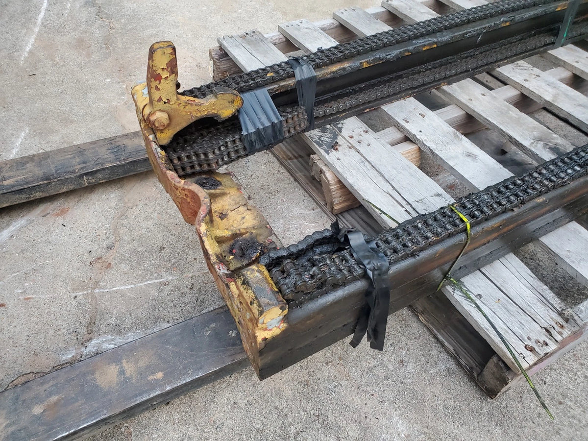 Clark Carloader Model 4024 Fork Lift Upright Inner Mast / Inner Slide Assembly